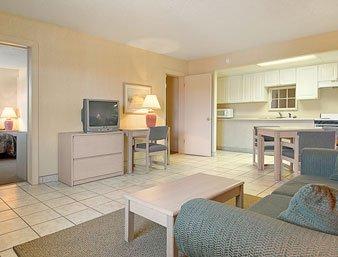 Days Inn ווסט ממפיס מראה חיצוני תמונה